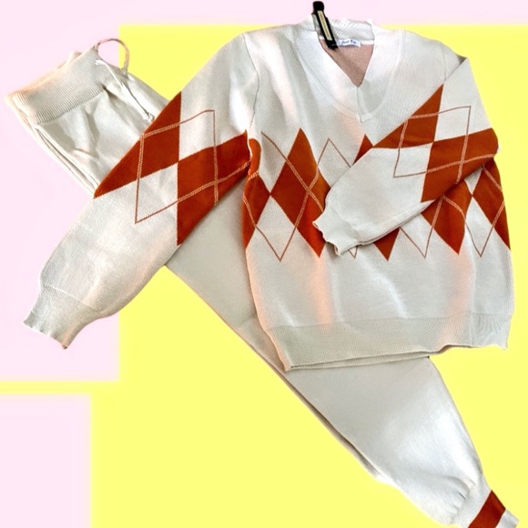 2-piece Argyle Print Sweater and Pants Set - Picture 4 of 4